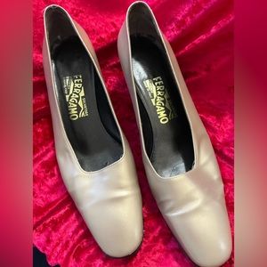 Salvatore Farragamo Brushed Gold Pumps size 10